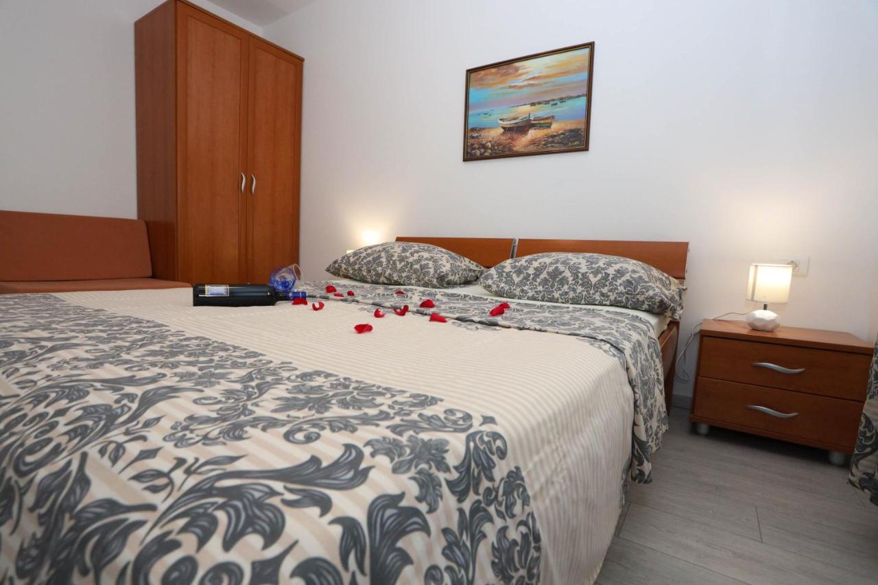 Apartman Petra Макарска Экстерьер фото