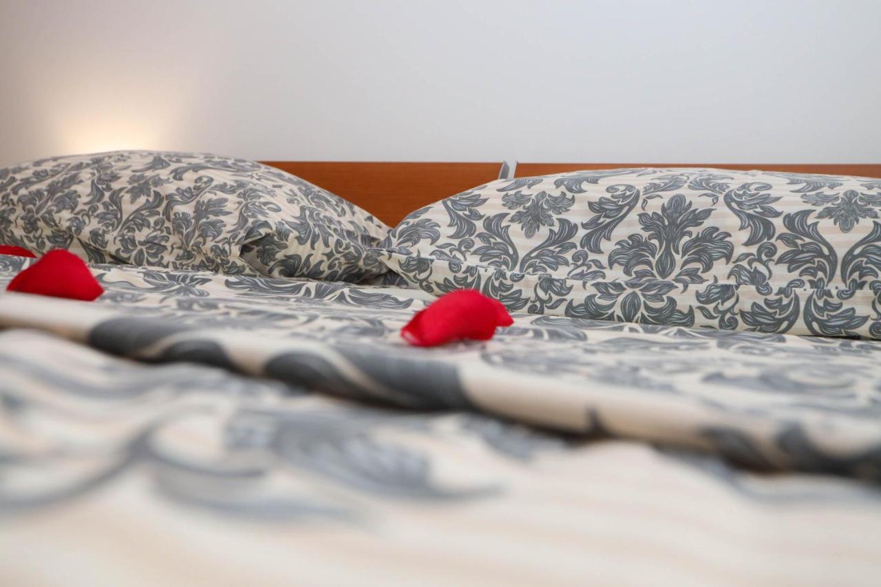 Apartman Petra Макарска Экстерьер фото